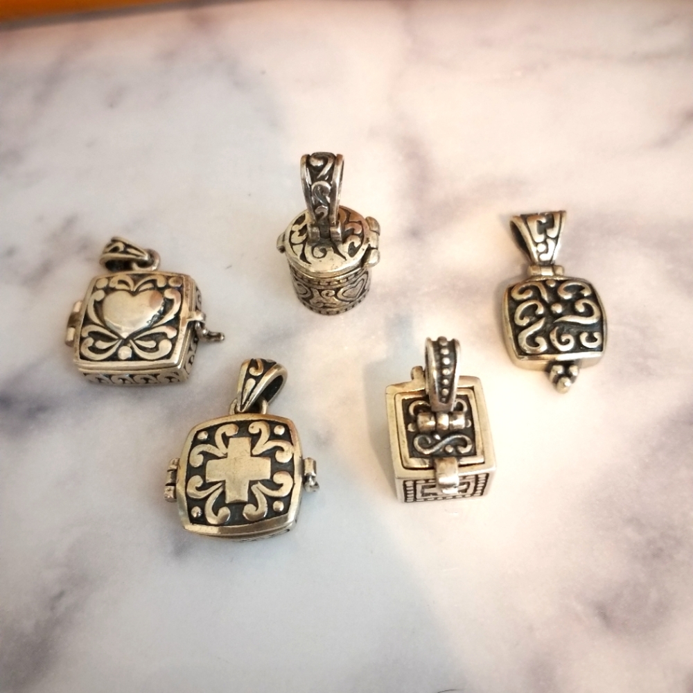 Prayer/Poison Box Locket Silver Pendant